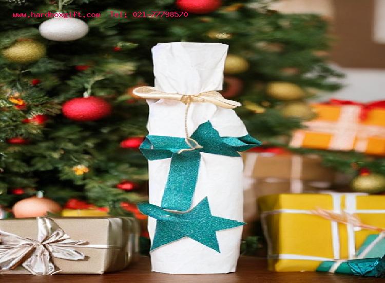 تقویم کاغذی به عنوان یک هدیه کاربردی