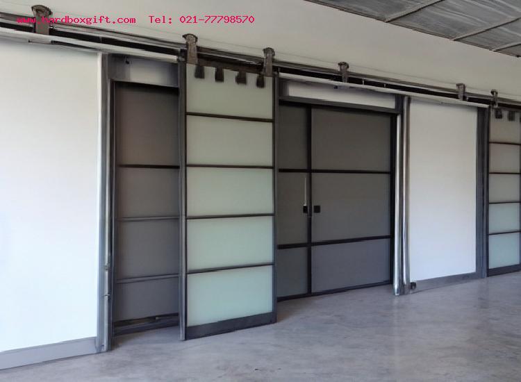 استفاده از هارد باکس کشویی برای تبلیغات محصولات صنعتی