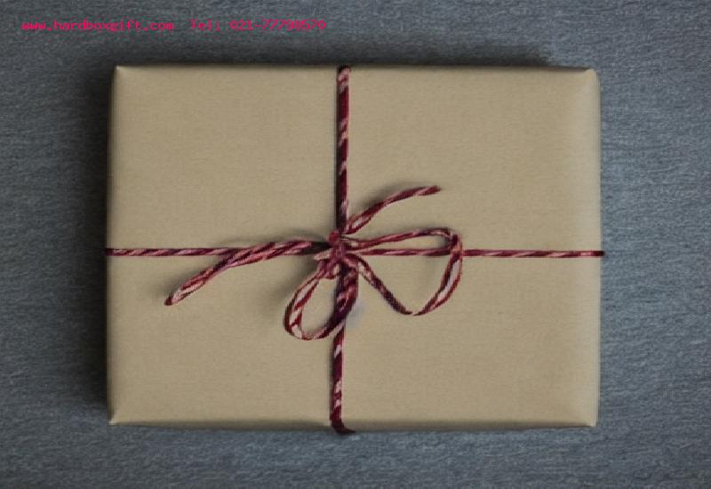 هارد باکس کشویی: طراحی و استفاده از جعبه های هدیه برای جذب مشتریان.