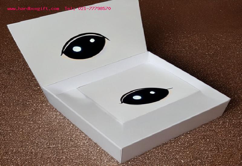 استفاده از هارد باکس مگنتی به عنوان یک لوازم تبلیغاتی خلاقانه